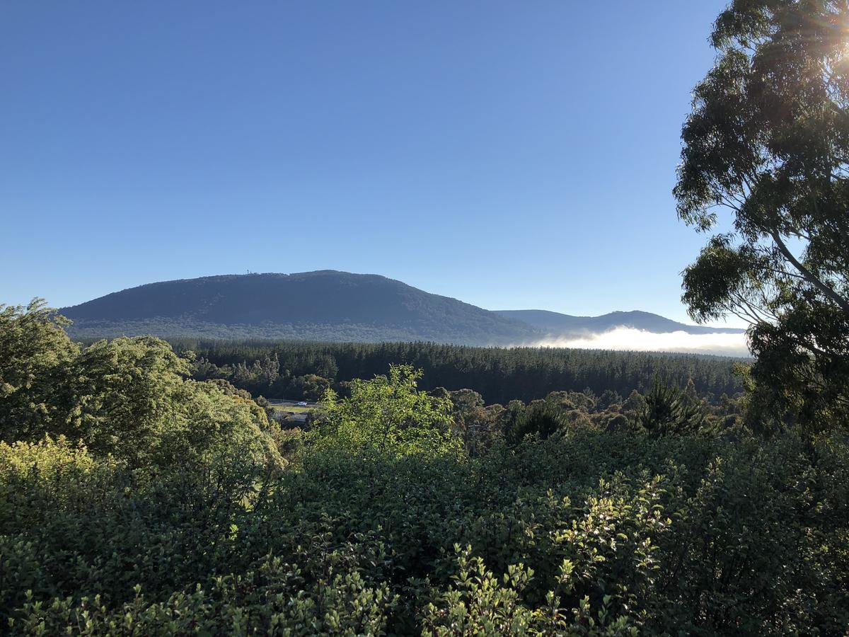 Macedon Ranges Hotel & Spa Экстерьер фото