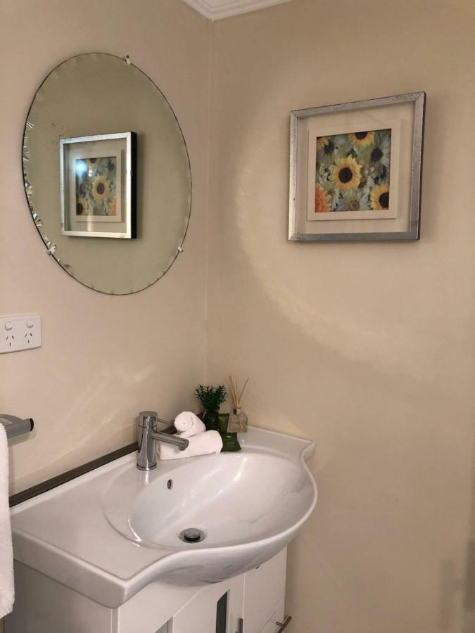 Macedon Ranges Hotel & Spa Экстерьер фото